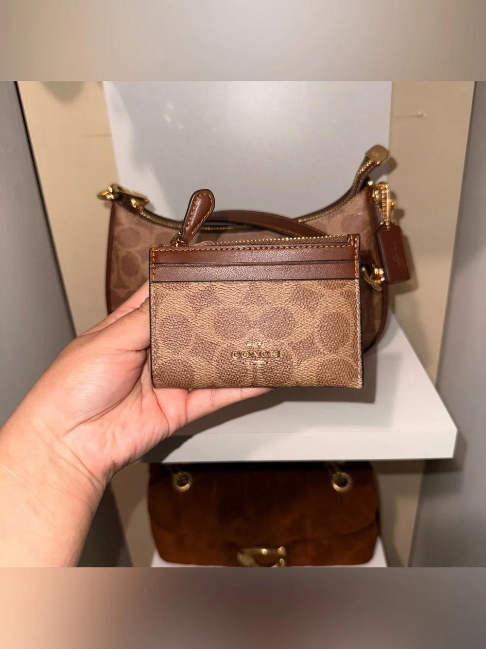 Coach Teri Set